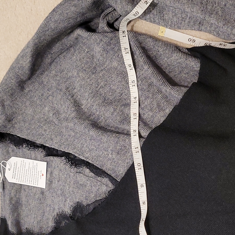 Black and Gray Sweater - Picture 3 of 4